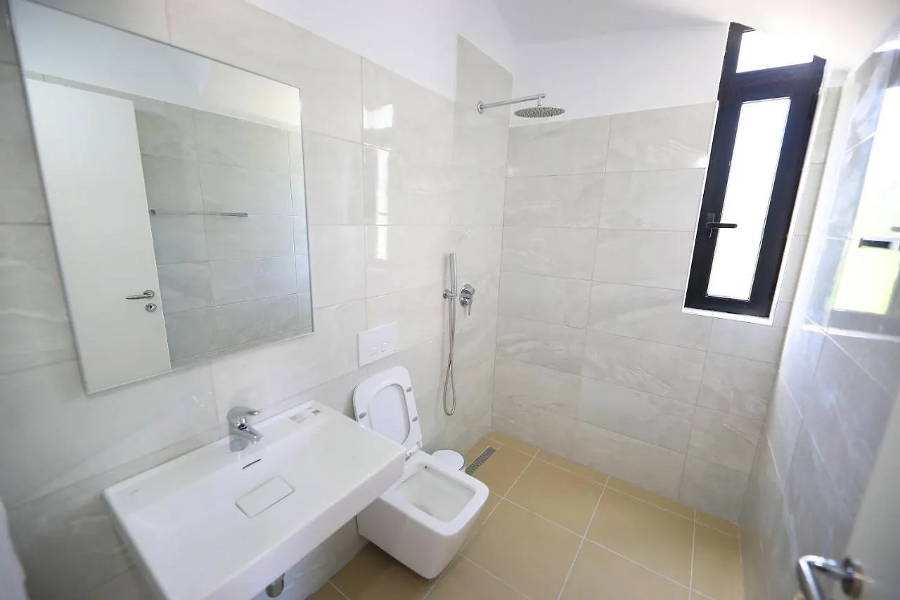 Vila S&S Wlora Albania